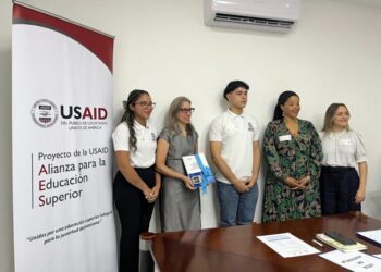 Minerd y USAID implementan programa “Camino a la universidad” para fortalecer educación preuniversitaria