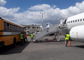 En 2023 llegaron a R. Dominicana 4,483 dominicanos repatriados