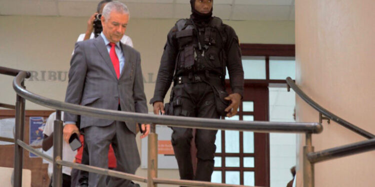 Ángel Lockward a Puerto Plata para enfrentar nuevo cargo por difamación