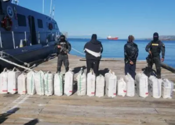 Interceptan otra lancha con 767 paquetes cocaína cerca de Baní