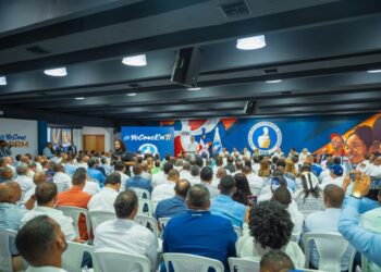 Alcaldes y Directores de Distritos del PRM Participan en  Importante Taller de Entrenamiento