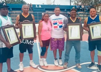 CELEBRAN REENCUENTRO DE BALONCESTISTAS LIGA DEL ATLÁNTICO