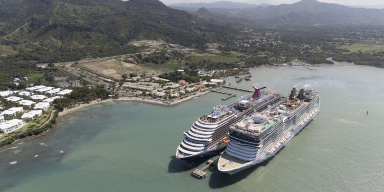 ¿Cuál es la participación de la región norte en el turismo dominicano?