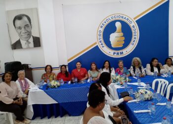 Importante Actividad en el Comando de Mujeres del PRM