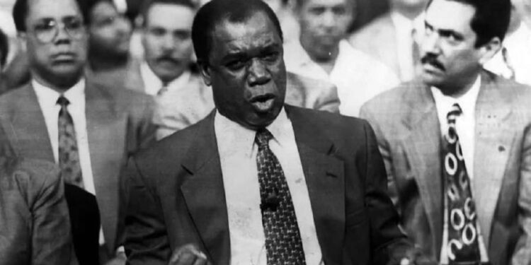Este 10 de mayo se conmemoran 26 años de la muerte de Peña Gómez