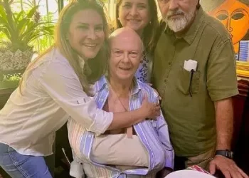 Hipólito Mejía se fractura antebrazo derecho durante caída