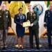 Alta oficial militar puertoplateña es condecorada académicamente en EEUU