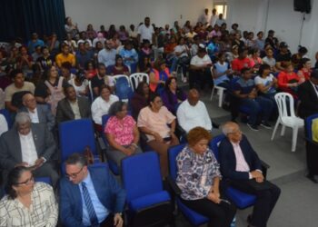 Humanidades UASD presenta conferencia sobre el Pensamiento Crítico y Retos de la Inteligencia Artificial