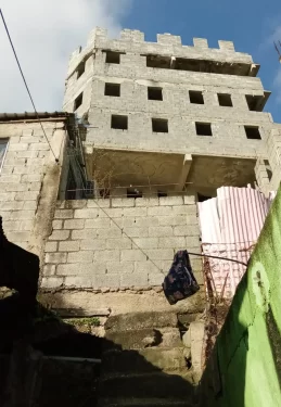 Tribunal ordena demolición de edificio construido sin «vigas» ni columnas en Herrera