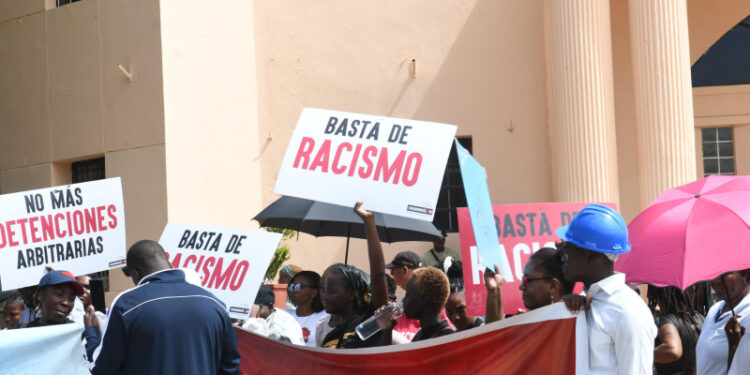 Movimiento Reconocido: «Si no somos dominicanos, Abinader tampoco»