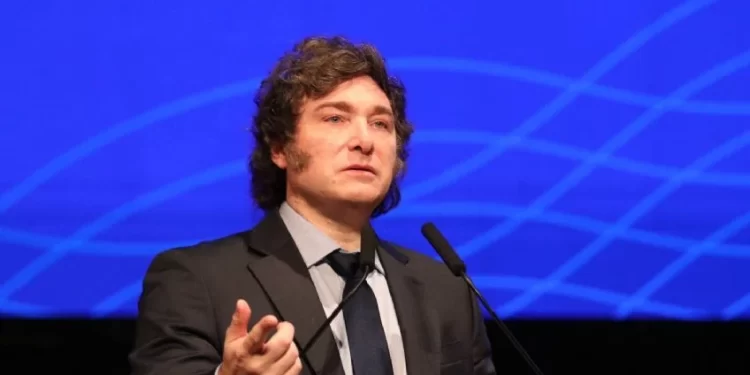 Javier Milei avanzará con la eliminación del financiamiento público a los partidos políticos