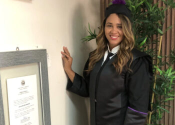 De empleada en una tienda a imponer justicia como jueza