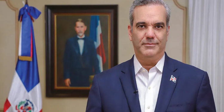 Abinader es cuarto mandatario mejor valorado América Latina