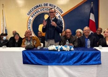 Eddy Olivares se reúne con seccional del PRM en NY