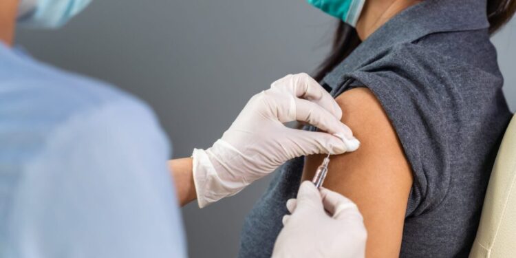 Vacuna rusa contra el cáncer elimina las metástasis