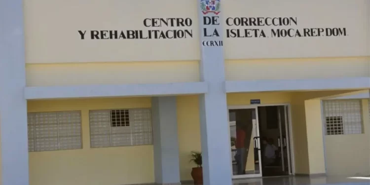 Investigan supuesta intoxicación por drogas de tres presos en cárcel de Moca