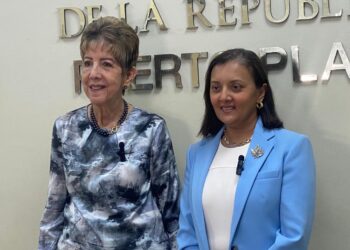Embajadora de Canadá visita Puerto Plata