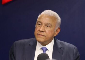 Bautista llama al PRM respetar estatutos y garantizar la unidad
