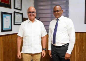 El Instituto de Aviación Civil IDAC ofrece becas a estudiantes sobresalientes de Puerto Plata