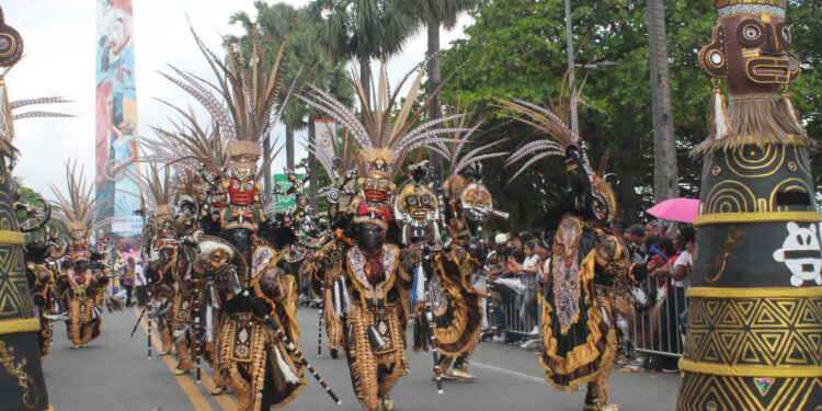 ¿Quiénes se llevaron los premios del Desfile Nacional de Carnaval 2025?