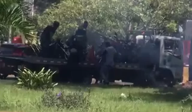 Lanzan botellas incendiarias a grúa de la Digesett cargada con motores en Las Américas