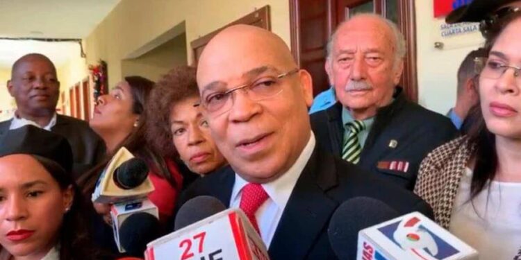 Zapete, Febles, Salazar y Álvarez presentan querellas penales contra comunicadores