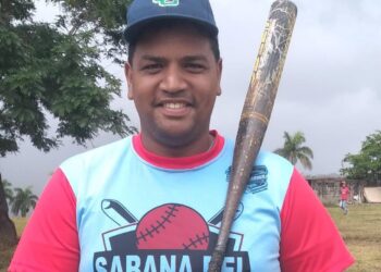 Yerry Camacho lideró bateadores torneo Softbol de la Franja Verde