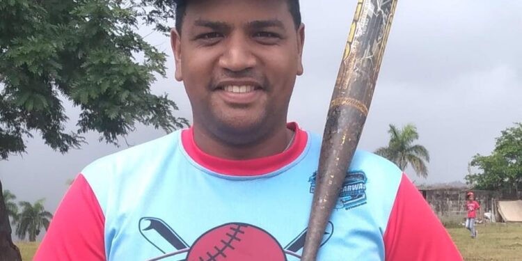 Yerry Camacho lideró bateadores torneo Softbol de la Franja Verde