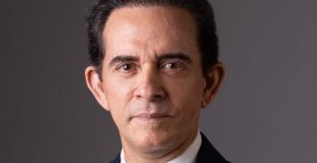 Redes sociales, ciudadanía líquida y erosión institucional