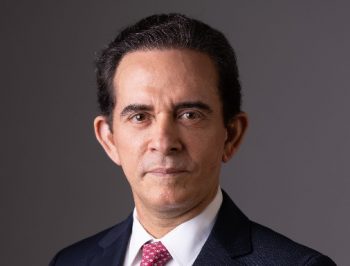 Redes sociales, ciudadanía líquida y erosión institucional
