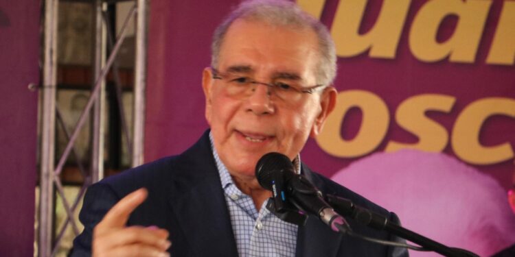DM defiende «transparencia y honorabilidad» de su gobierno