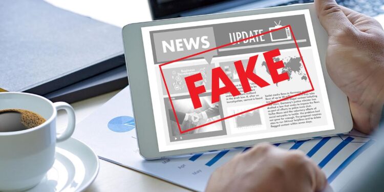 ¿Cómo reconozco una noticia falsa en internet?