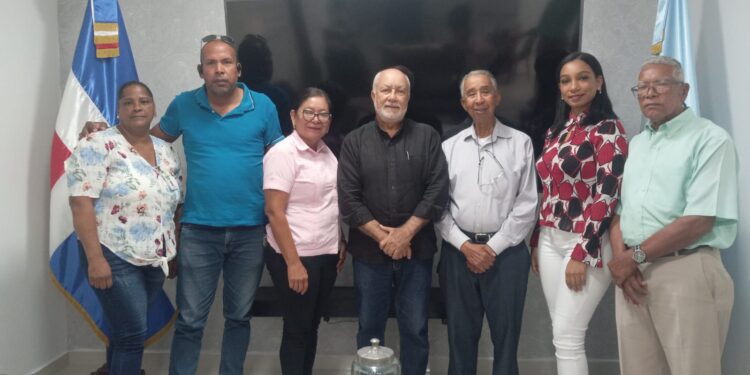 Coraaplata recibe comunitarios de Yásica