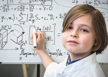 Tiene 14 años y una maestría en física: la increíble vida de Laurent Simons, el joven que tras la enfermedad de sus abuelos estudia cómo prolongar la vida