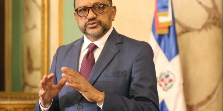 Abinader promulga la Ley que reforma Código Procesal Penal