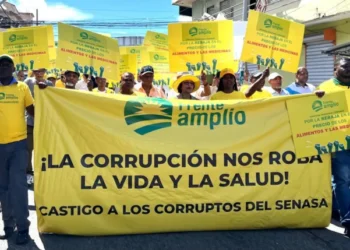 Frente Amplio saluda apresamiento por caso SeNaSa y exige que caigan todos los responsables