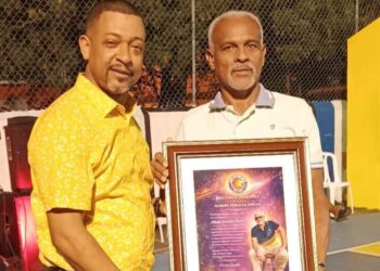 Inician actividades del 53 aniversario del Club Eduardo Brito.