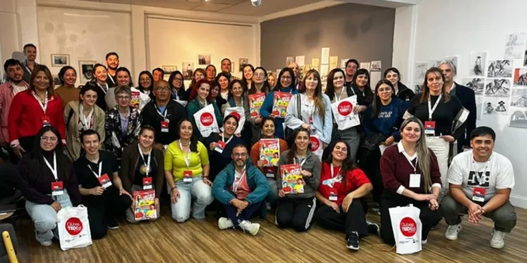 Cerca de 140 docentes se capacitaron para mejorar la comunicación de estudiantes