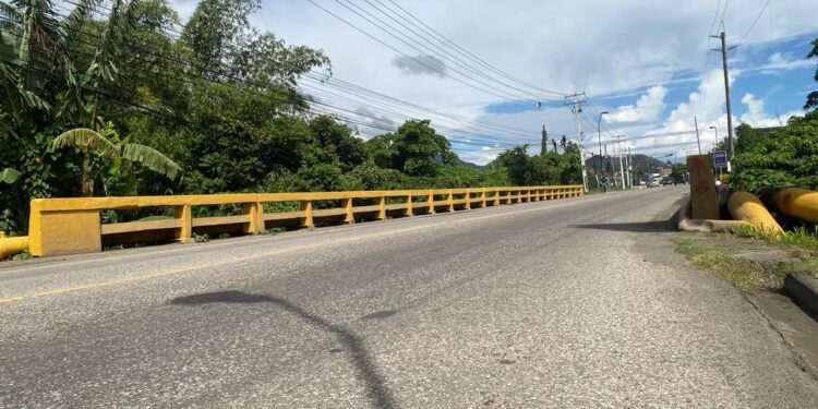 Atención al Puente sobre rio San Marcos