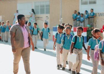 Minerd llama a la comunidad educativa al regreso a clases este lunes 6 de abril