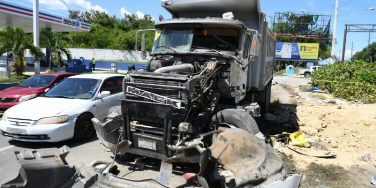 Debaten restringir horario de vehículos de carga tras 165 muertes viales