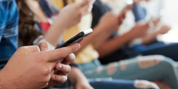 Información falsa en las redes preocupa al 83% dominicanos