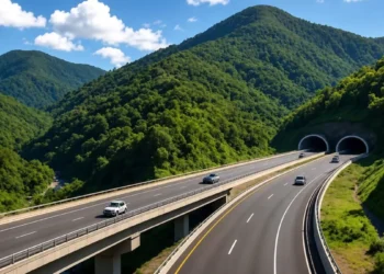 Gobierno adjudica construcción de la Autopista del Ámbar por RD$28,800 millones
