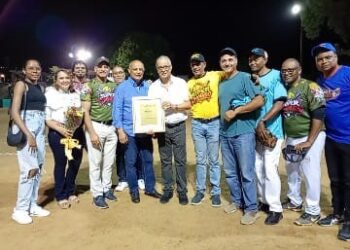 Liga Super Chongos del Tennis Club , inicia Torneo dedicado a Víctor Ortega