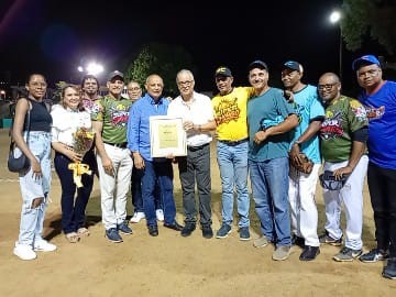 Liga Super Chongos del Tennis Club , inicia Torneo dedicado a Víctor Ortega