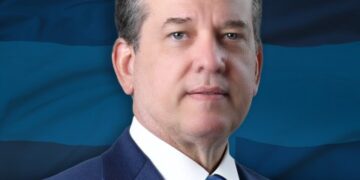 Víctor «Ito» Bisonó es designado ministro de Relaciones Exteriores