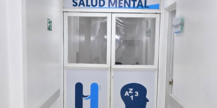 Dirección Provincial de Salud atiende caso de persona con problemas de salud mental en Puerto Plata.