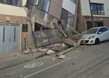 Fuerte temblor de 7,4 se sintió en Colombia: Al menos 21 muertos tras derrumbe de edificaciones en Manizales y Pereira