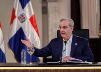 Abinader ordena publicar las auditorías de la Contraloría a partir de octubre