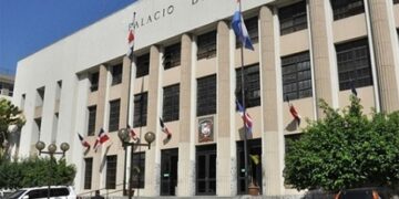 Citan a Dany Alcántara, Oscar Medina, Luisín Mejía y Color Visión tras acusación por difamación e injuria